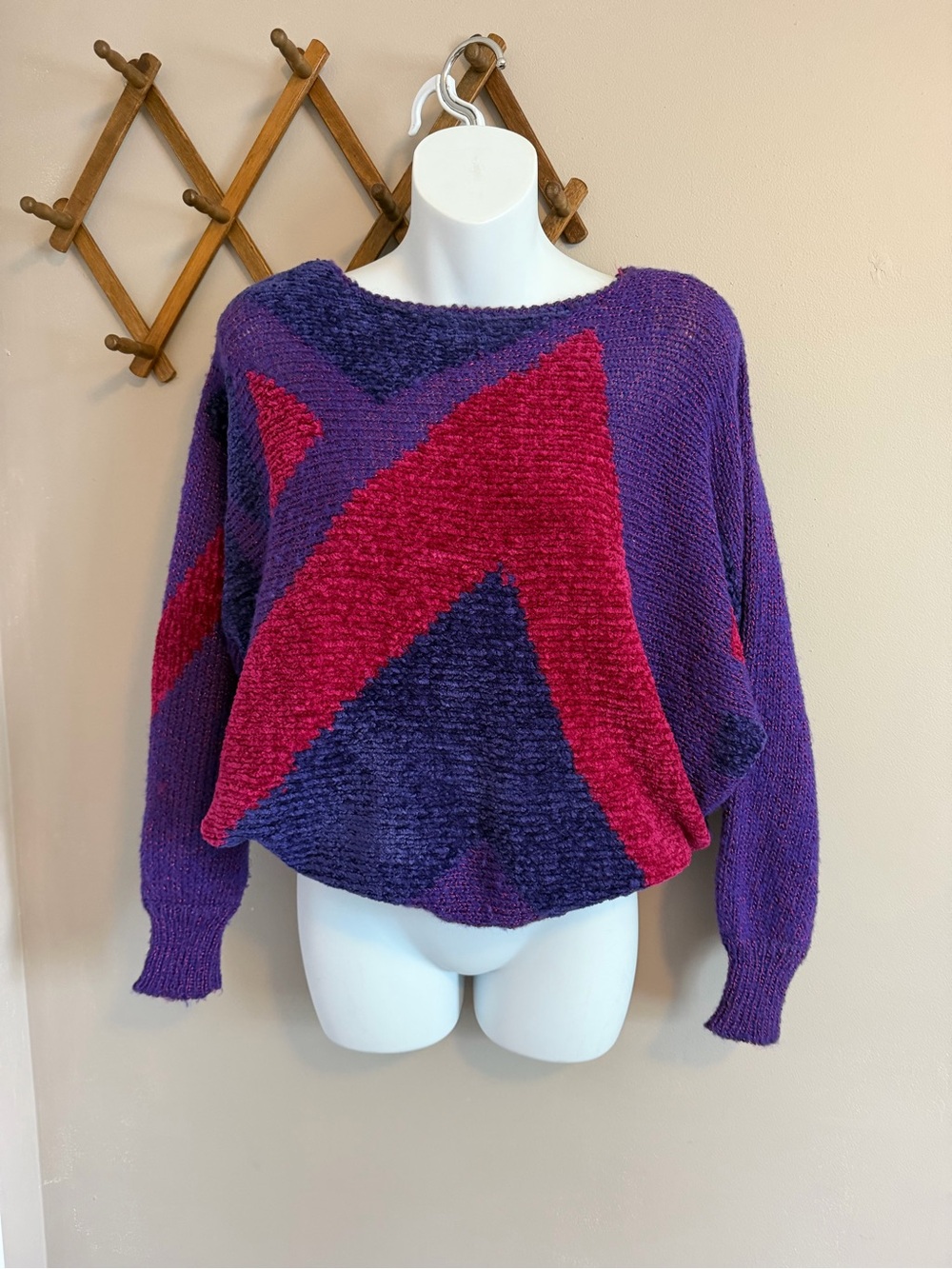 Vintage 80s Purple Pink Geometric Batwing Knit Sweater M